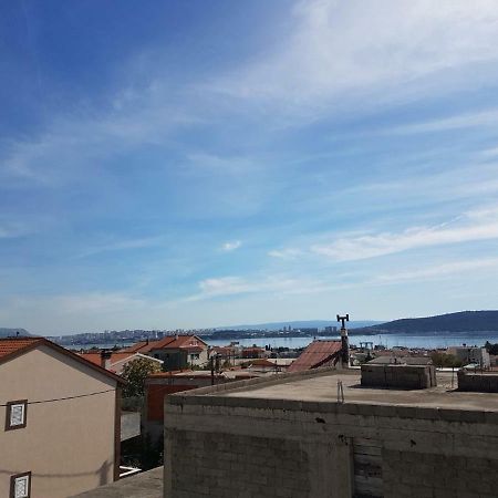 Apartment Dijana Kaštela Екстериор снимка