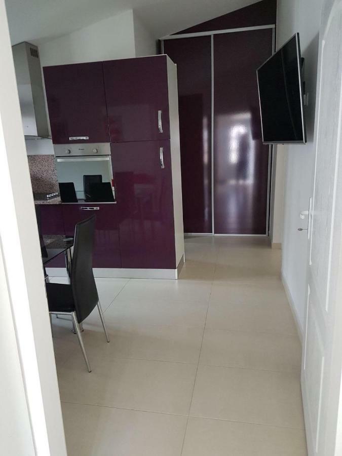 Apartment Dijana Kaštela Екстериор снимка