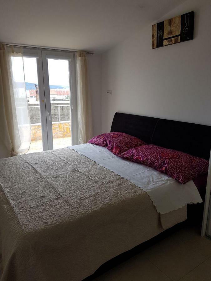 Apartment Dijana Kaštela Екстериор снимка