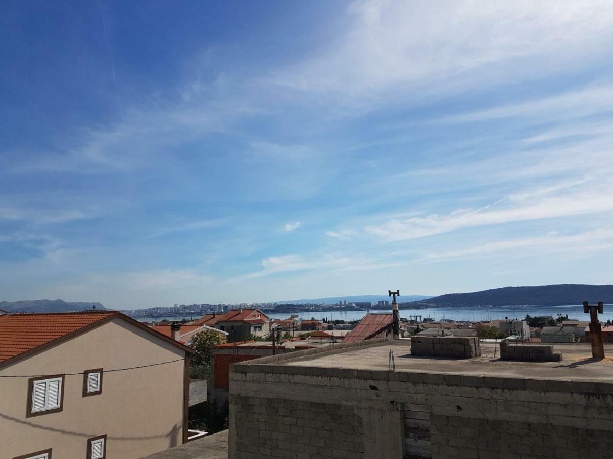 Apartment Dijana Kaštela Екстериор снимка