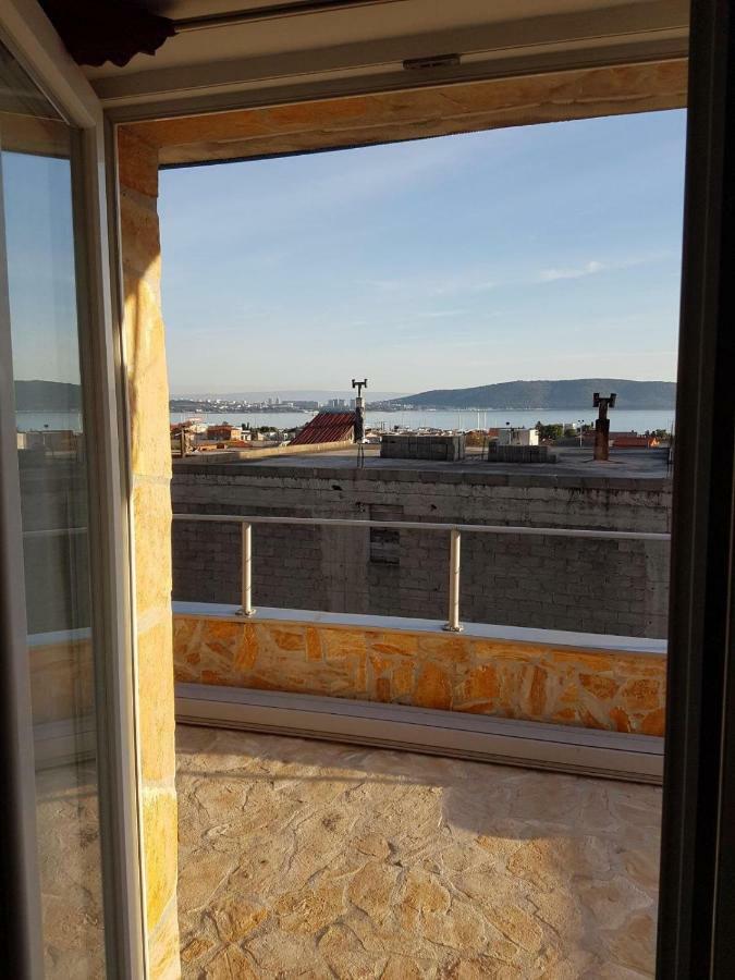Apartment Dijana Kaštela Екстериор снимка