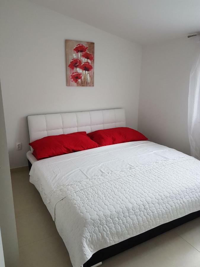 Apartment Dijana Kaštela Екстериор снимка