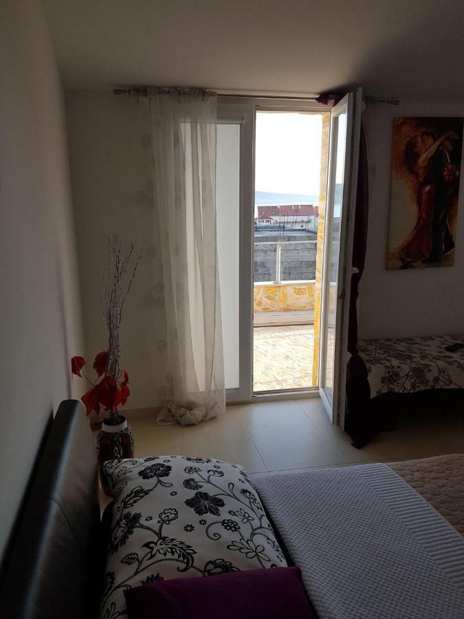 Apartment Dijana Kaštela Екстериор снимка