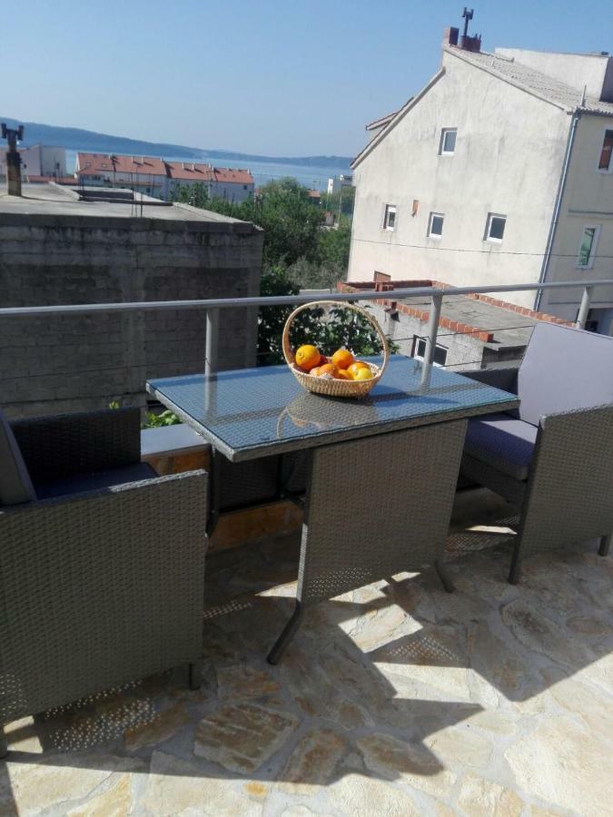 Apartment Dijana Kaštela Екстериор снимка